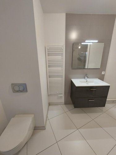 Location appartement Reims 51100 Marne 29 m2 1 pièce 465 euros