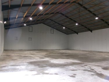 Location divers Cuinchy 62149 Pas-de-Calais 1000 m2  2500 euros