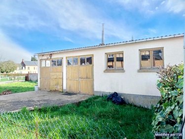 Garage et parking a vendre Le Neubourg 27110 Eure 60 m2  63600 euros
