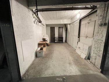 Garage et parking a vendre Paris 15e arrondissement 75015 Paris 10 m2  23500 euros