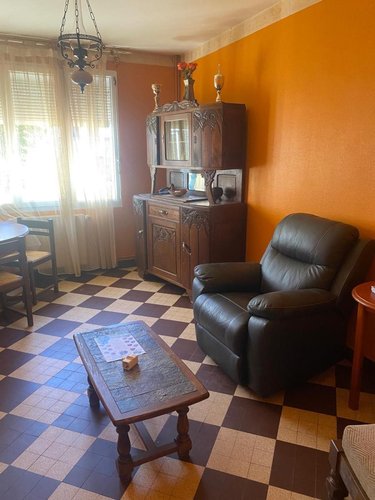Maison a vendre Guern 56310 Morbihan 68 m2  73900 euros