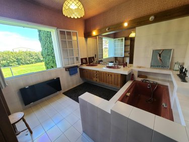 Maison a vendre Pierrelatte 26700 Drôme 200 m2 7 pièces 430000 euros