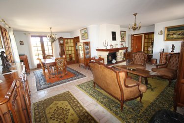 Maison a vendre Saintes 17100 Charente-Maritime 116 m2 5 pièces 241316 euros