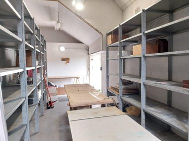 Immeuble a vendre Le Neubourg 27110 Eure 250 m2  285000 euros