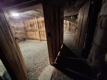 Immeuble a vendre Saintes 17100 Charente-Maritime 332 m2  462000 euros