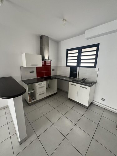 Appartement a vendre Saint-Pierre 97410 Réunion 70 m2 3 pièces 233600 euros