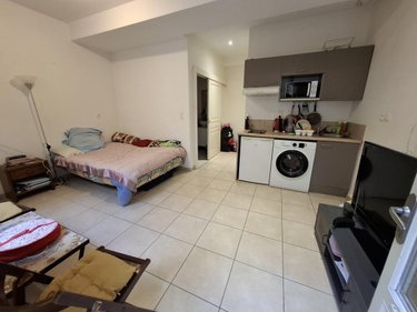 Immeuble a vendre Saintes 17100 Charente-Maritime 161 m2  355950 euros