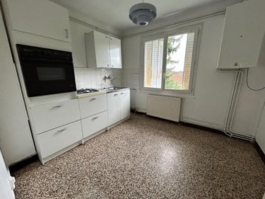 Location appartement Buellas 01310 Ain 40 m2 2 pièces 470 euros