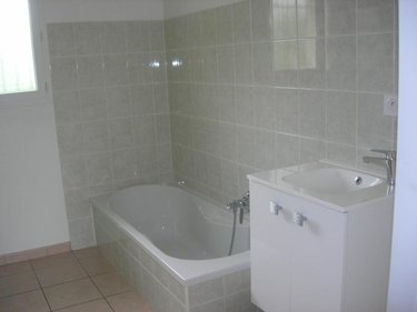 Location maison Drom 01250 Ain 89 m2 4 pièces 912 euros