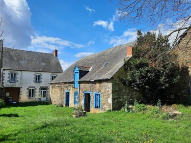 Immeuble a vendre Mohon 56490 Morbihan 130 m2  249780 euros