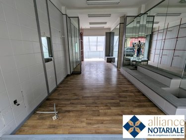 Fonds et murs commerciaux a vendre Vire-Normandie 14500 Calvados 58 m2  53500 euros