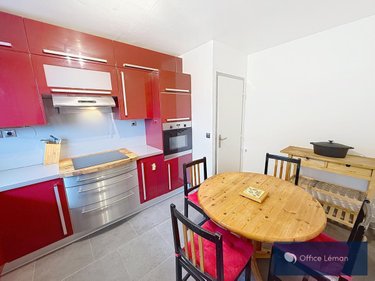 Location appartement Divonne-les-Bains 01220 Ain 93 m2 4 pièces 2050 euros