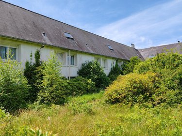 Immeuble a vendre Plounéour-Ménez 29410 Finistère 150 m2  63240 euros