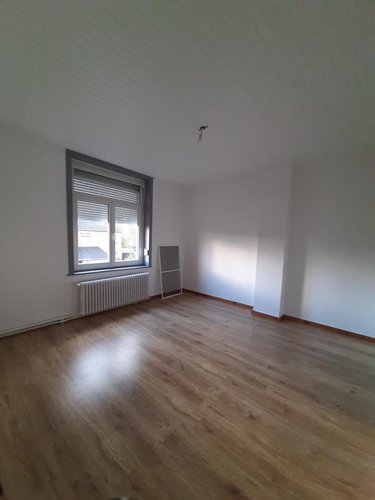 Location maison Beaucamps-Ligny 59134 Nord 110 m2  1240 euros