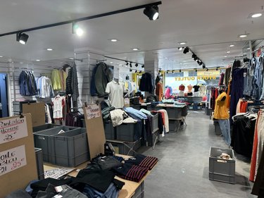 Location fonds et murs commerciaux Lille 59000 Nord 140 m2  7350 euros