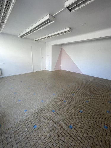 Fonds et murs commerciaux a vendre Cholet 49300 Maine-et-Loire 46 m2  55000 euros