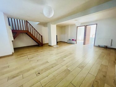 Fonds et murs commerciaux a vendre Déville-lès-Rouen 76250 Seine-Maritime 555 m2  231000 euros