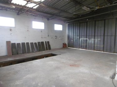 Fonds et murs commerciaux a vendre Bernières-le-Patry 14410 Calvados 168 m2  69550 euros