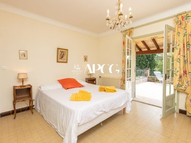 Maison a vendre Vaison-la-Romaine 84110 Vaucluse 300 m2 10 pièces 890000 euros