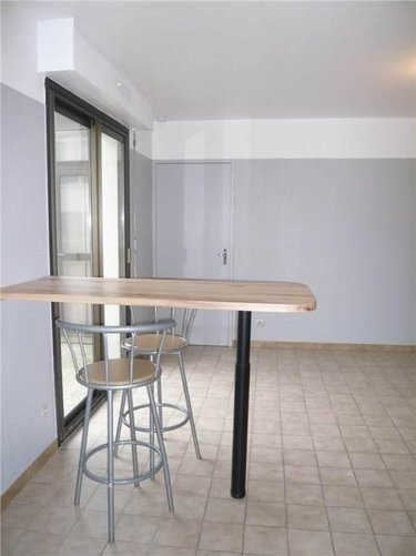 Location appartement Laval 53000 Mayenne 29 m2 2 pièces 390 euros