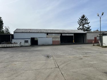 Location fonds et murs commerciaux Rumilly-en-Cambrésis 59281 Nord 1640 m2  3154 euros