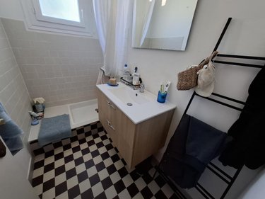 Maison a vendre Saintes 17100 Charente-Maritime 75 m2 4 pièces 199348 euros