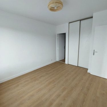 Location appartement Reims 51100 Marne 54 m2 2 pièces 725 euros