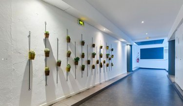 Immeuble a vendre Paris 17e arrondissement 75017 Paris 1096 m2  7900000 euros