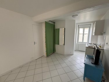 Location appartement Laval 53000 Mayenne 19 m2 1 pièce 340 euros