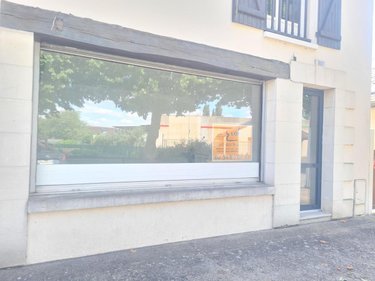 Location fonds et murs commerciaux Montoire-sur-le-Loir 41800 Loir-et-Cher 28 m2  500 euros