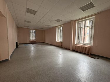 Immeuble a vendre Laon 02000 Aisne 1500 m2  700000 euros