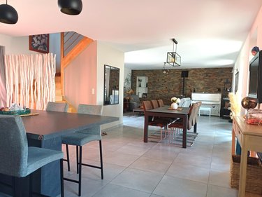 Appartement a vendre Plouay 56240 Morbihan 122 m2 6 pièces 278185 euros
