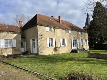 Maison a vendre Broût-Vernet 03110 Allier 310 m2 14 pièces 480000 euros