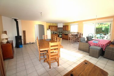 Maison a vendre Bussac-sur-Charente 17100 Charente-Maritime 126 m2 5 pièces 278038 euros