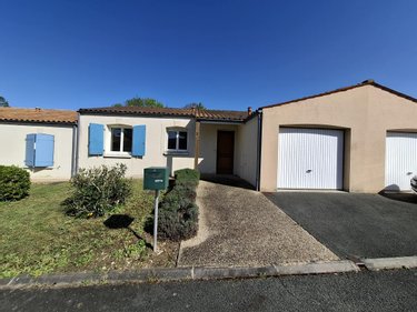 Maison a vendre Saintes 17100 Charente-Maritime 103 m2 4 pièces 251808 euros