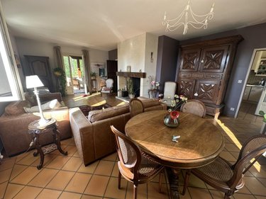 Maison a vendre Pradines 46090 Lot 185 m2 9 pièces 350000 euros