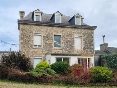 Maison a vendre Plouénan 29420 Finistère 226 m2 11 pièces 210800 euros