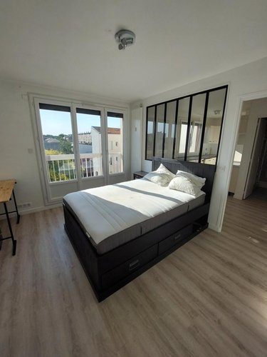 Location appartement Reims 51100 Marne 31 m2 1 pièce 620 euros