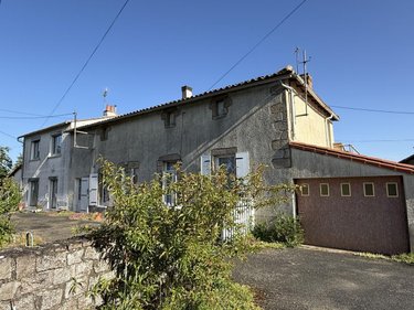 Maison a vendre Cholet 49300 Maine-et-Loire 222 m2 9 pièces 193880 euros