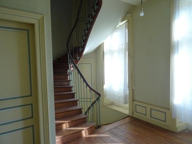 Maison a vendre Sacé 53470 Mayenne 413 m2  470340 euros