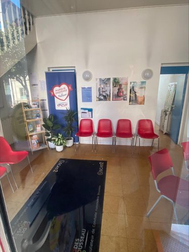 Fonds et murs commerciaux a vendre Angers 49000 Maine-et-Loire 97 m2  204360 euros