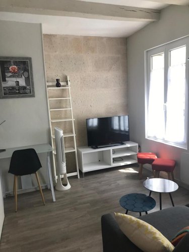 Location appartement Tours 37000 Indre-et-Loire 27 m2 2 pièces 620 euros