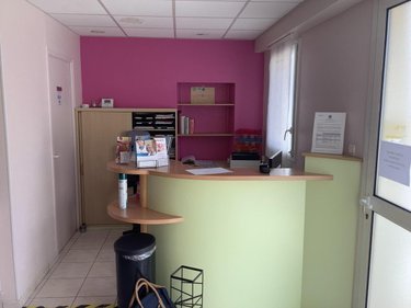 Fonds et murs commerciaux a vendre Trélazé 49800 Maine-et-Loire 129 m2  256760 euros