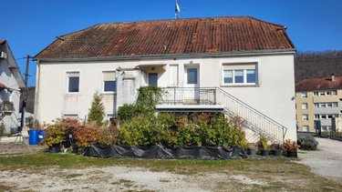 Immeuble a vendre Pont de Roide Vermondans 25150 Doubs 162 m2  175000 euros