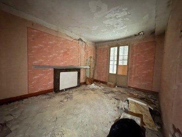 Immeuble a vendre Saumur 49400 Maine-et-Loire 350 m2  174600 euros