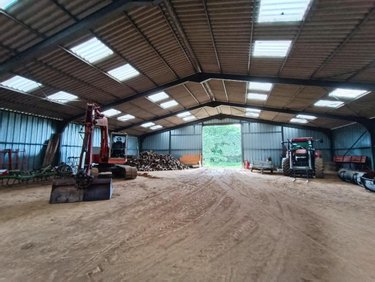 Divers a vendre Malguénac 56300 Morbihan 910 m2  156840 euros