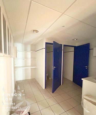 Location fonds et murs commerciaux Rennes 35000 Ille-et-Vilaine 210 m2  6866 euros