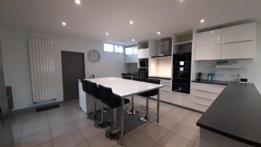 Immeuble a vendre Vivy 49680 Maine-et-Loire 162 m2  245575 euros