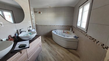 Maison a vendre La Chapelle-d'Aligné 72300 Sarthe 171 m2 7 pièces 249600 euros