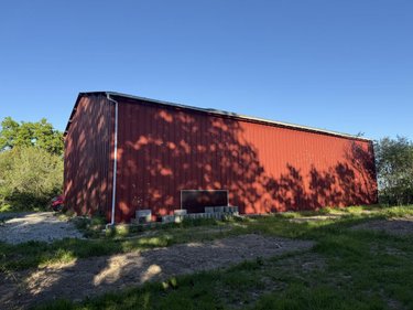 Garage et parking a vendre Nieul-le-Dolent 85430 Vendée 261 m2  72040 euros